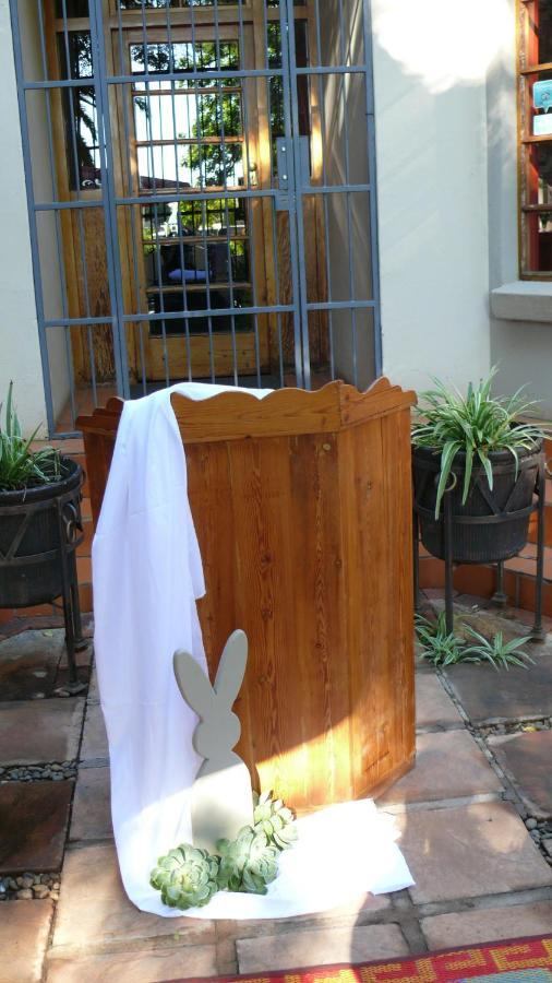 Cecil John Rhodes Guest House Kimberley Esterno foto
